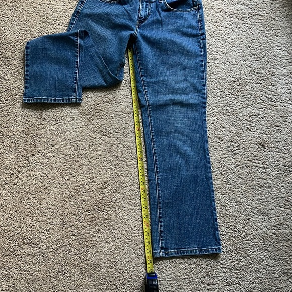 Ladies, Levi 505 jeans - Picture 3 of 10